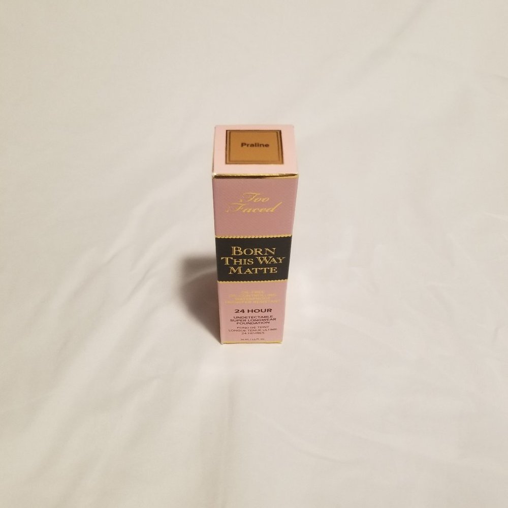Too Faced - Born This Way Matte Foundation - Praline